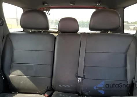 2010 Ford Escape Limited z USA, uszkodzony, nr VIN 1FMCU0EGXAKC14356